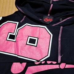子供服長袖フード付きの画像