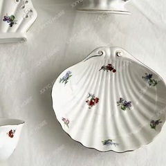小物入れ　貝殻　アクセサリートレー　花柄　皿