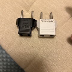 海外用変電アダプターの画像
