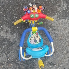 手押し三輪車の画像