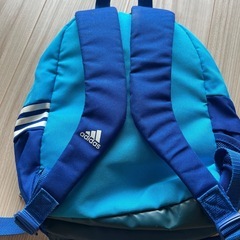 幼児　adidasリュックの画像