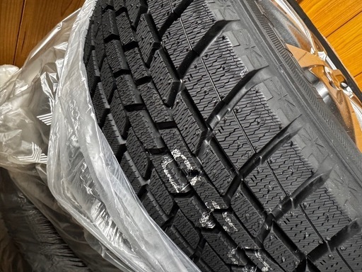 新品未使用グッドイヤー　スタッドレスタイヤ185/60R15 ホイール付　アイスナビ6