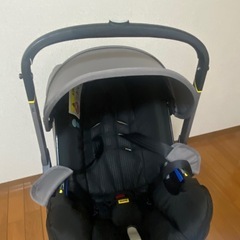 ドゥーナ　doona　チャイルドシート早く取りに来てくれる方優先です！