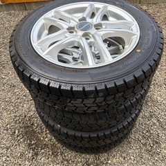 【タイヤほぼ新品】ホイール付きスタッドレスタイヤ　軽自動車用　1...