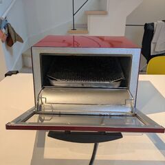 ＼値下げしました！／おしゃれな赤色 TIGER オーブントースター（KAE-A130）の画像