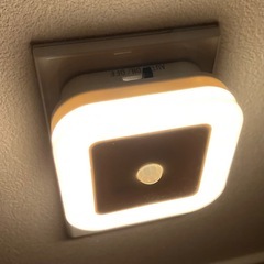ほぼ未使用　人感センサー　2個セット　SOAIYの画像