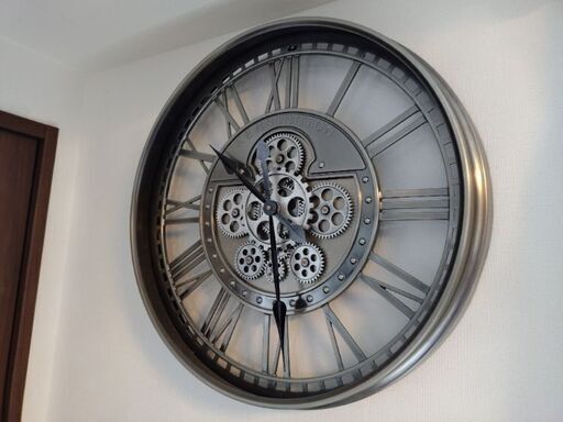 掛け時計　大きい　メタリック