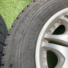 スタッドレスタイヤ　 ブリザックVRX 145/80R13の画像