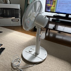 扇風機　白　ニトリの画像
