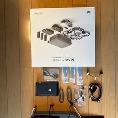 オマケ付き！　
DJI MAVIC MINIと備品多数の画像