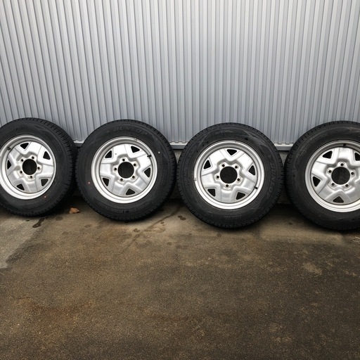 ジムニー　スタッドレスタイヤ　ホイールセット