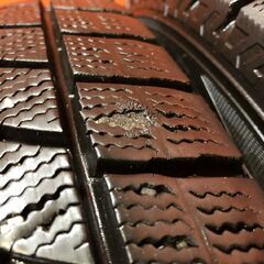 DUNLOP WINTER MAXX WM02 205/60R16 16インチ スタッドレス 23年製 バリ溝 ステップワゴン ヴォクシー ジューク等　(KTL369)の画像