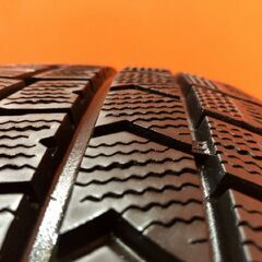 DUNLOP WINTER MAXX WM02 205/60R16 16インチ スタッドレス 23年製 バリ溝 ステップワゴン ヴォクシー ジューク等　(KTL369)の画像