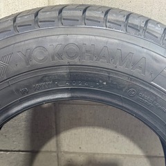 【決まりました】新車外し　195/80R15 107/105Q LT 4本　交換工賃・消費税込み価格　ヨコハマ・ダンロップ・ブリヂストンのいずれかの画像