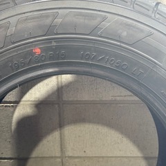 【決まりました】新車外し　195/80R15 107/105Q LT 4本　交換工賃・消費税込み価格　ヨコハマ・ダンロップ・ブリヂストンのいずれかの画像