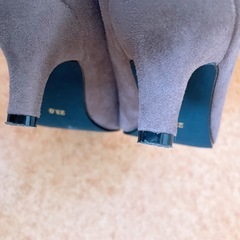 ヒールパンプス ブラウン 23cmの画像