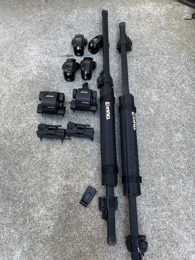 INNO. ルーフレール用キャリアとサーフボード用ラチェットベルト