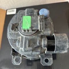 エルグランド e52 純正フォグライト 助手席側のみの画像