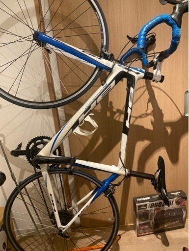 スペインBHブランド　カーボンロードバイク