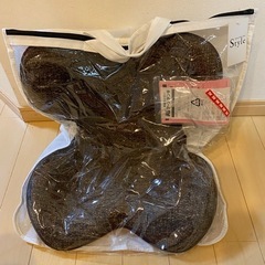 バタフライ型姿勢矯正クッション