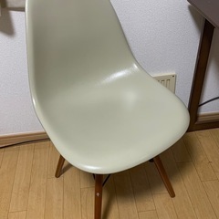 【引き取り4月23日まで】モダンデコ イームズチェア