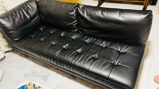 決まりました。3人がけソファー