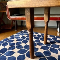 【お値下げ中】脚可愛いアンティークテーブルの画像