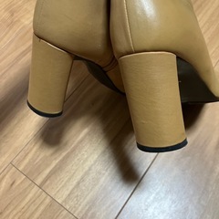 carri fours ブーツ 22.5cmの画像
