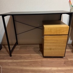 テーブル　デスク　机