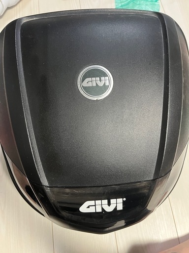 givi リアボックス