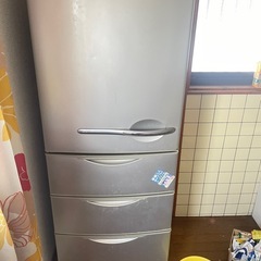 サンヨー冷蔵庫4ドア