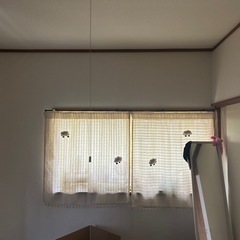 寝具カバーセット、セミダブルベッド、収納用具、カーテンの画像