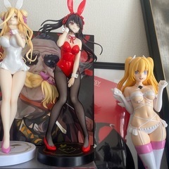 箱無しフィギュア全部で3000円の画像