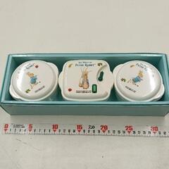0413-175 ピーターラビット保存容器3個セット
