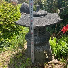 引き取り限定】　庭石　灯篭　訳あり　石　日本庭園　ガーデニング　オブジェの画像