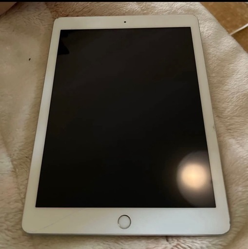 Apple iPad5 Wi-Fiセルラーモデル 32GB シルバー