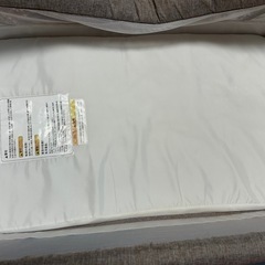 UBRAVOO ベビーベッドの画像