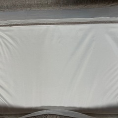 UBRAVOO ベビーベッドの画像