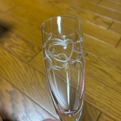 シャンパングラス2脚の画像