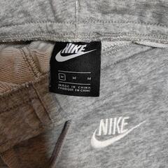 NIKE（ナイキ）グレー色ジョガーパンツの画像