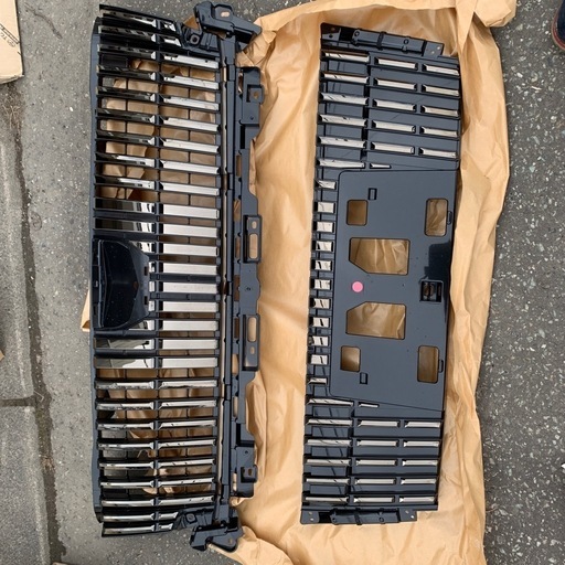 エスクァイヤブラックテラード