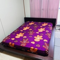 キングサイズベッドの画像