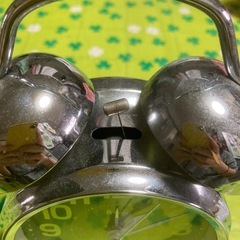 【ジャンク品】目覚まし時計の画像