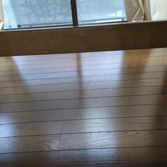 6人掛けテーブルの画像