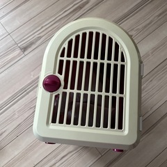 ペットキャリーの画像