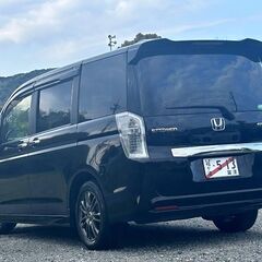 ステップワゴン★後期型★本車検フルR9年4月迄【スパーダZ-クールスピリット】両側Pスライドドア・天井フリップダウンモニター・純正ナビ・フルセグTVの画像