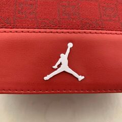 JORDAN ジョーダン ショルダーバッグ ワンポイントロゴ カラー: レッド バッグの画像