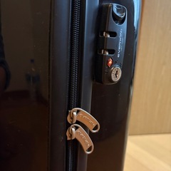 【取引中】機内持ち込み可能スーツケースの画像