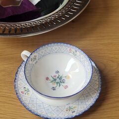 Noritake ノリタケティーカップ他 ペアセット