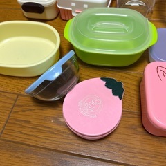 タッパーなどまとめ売りの画像